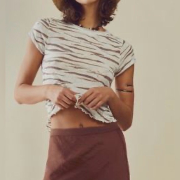 We The Free Tops - NWOT We The Free Be My Baby Printed Tee